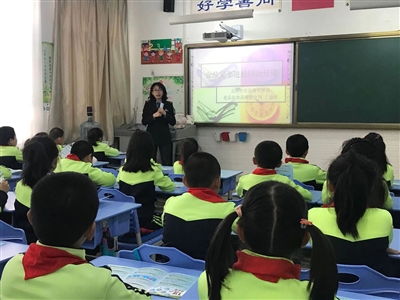 吉林市市場監(jiān)管局進(jìn)校園 筑牢校園食品安全防線